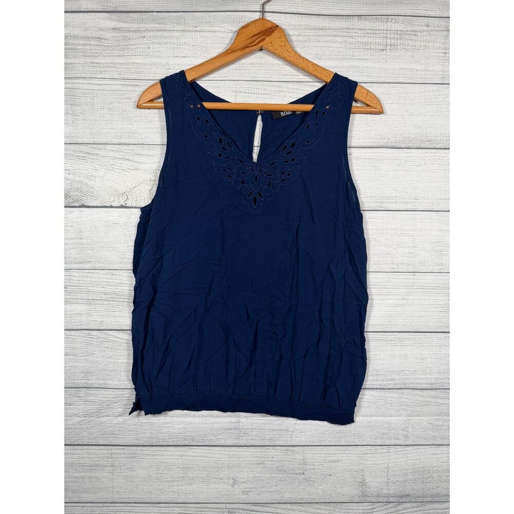 a.n.a A New Approach Women's L Navy Blue Rayon Eyelet V Neck Tank Top 1288